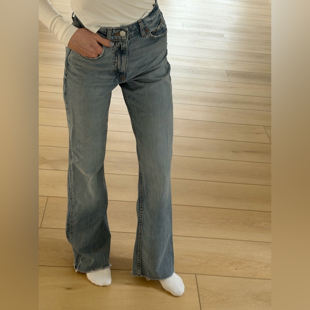 Zara TRF High rise wide leg jeans raw hem